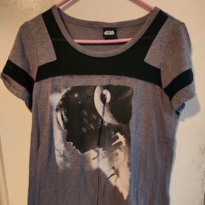 HOT TOPIC STAR WARS TSHIRT